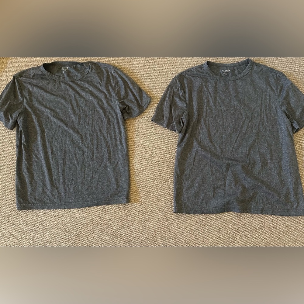 2x Old Navy Active Heather Gray Tee